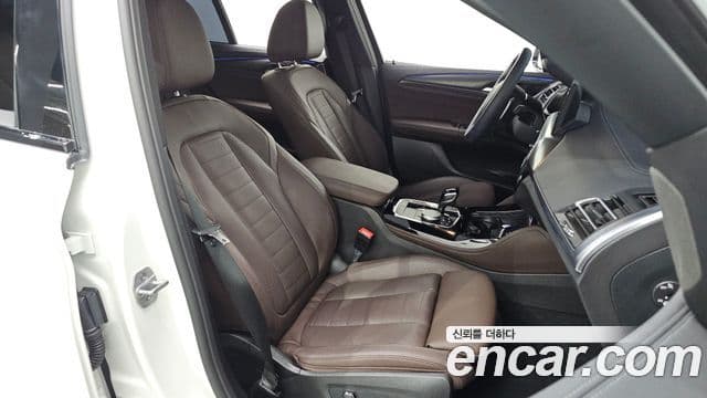 BMW X4 2025 — ფოტო 7/31