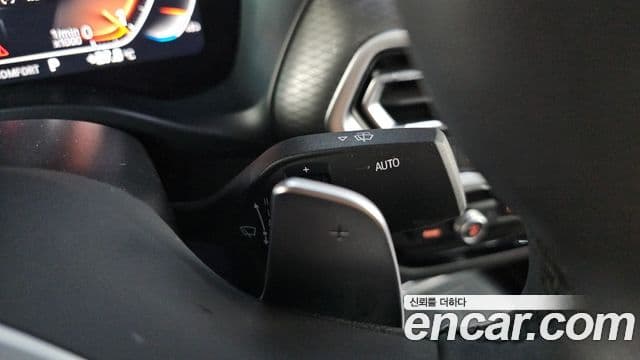 BMW X4 2025 — ფოტო 28/31