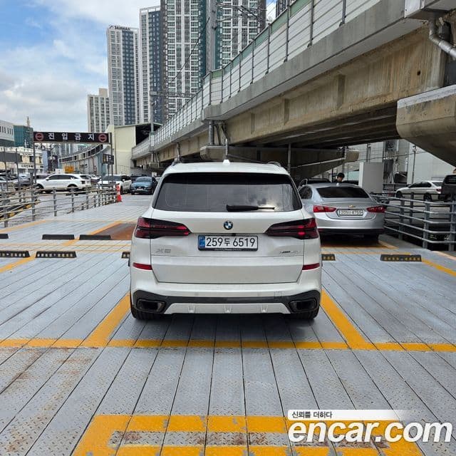 BMW X5 2026 — ფოტო 5/16
