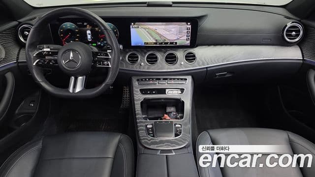 Mercedes-Benz E-Class 2021 — Фото 7/20