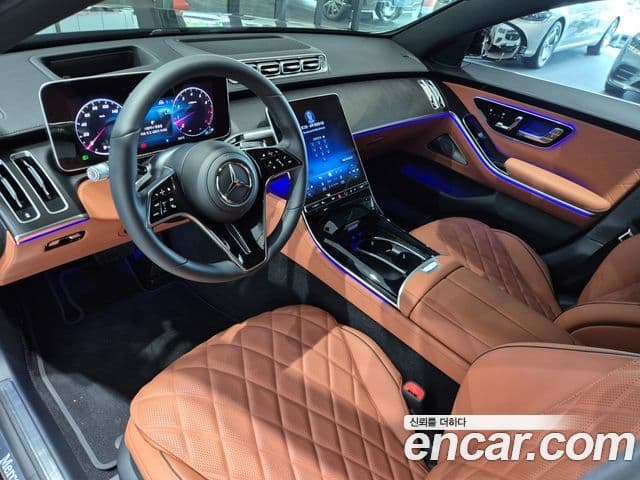Mercedes-Benz S-Class 2025 — ფოტო 18/20