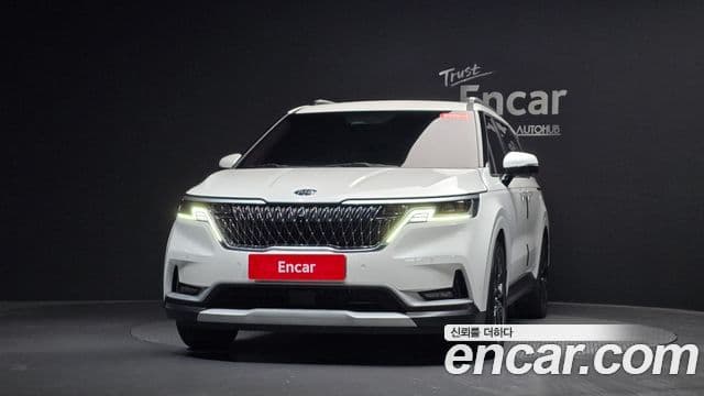 Kia Carnival 2021 — Фото 3/20