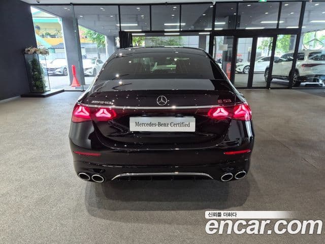 Mercedes-Benz E-Class 2025 — ფოტო 3/20