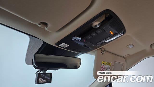 Kia Carnival 2020 — Фото 19/20