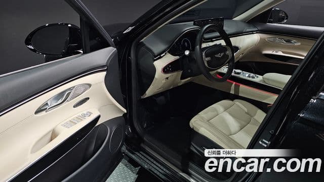 Genesis GV70 2023 — Şəkil 10/20