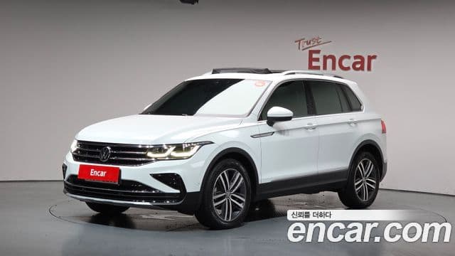 Volkswagen Tiguan 2022 — Şəkil 17/20