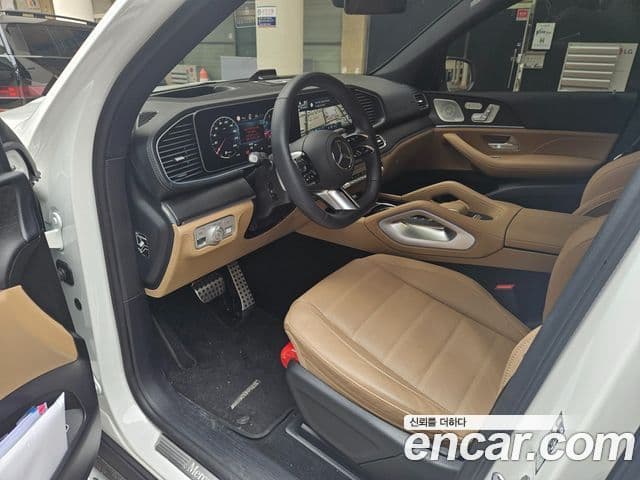 Mercedes-Benz GLS-Class 2025 — Şəkil 8/15