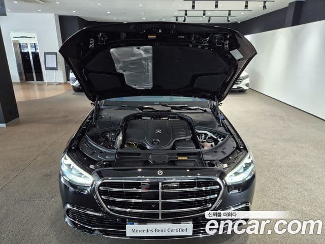 Mercedes-Benz S-Class 2025 — Фото 5/20