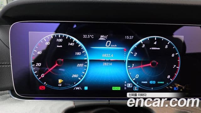 Mercedes-Benz E-Class 2022 — Şəkil 8/20