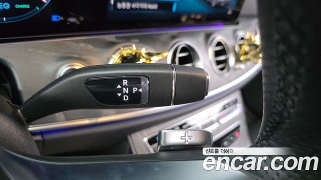 Mercedes-Benz E-Class 2022 — фото 9 из 20