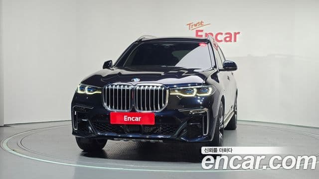 BMW X7 2020 — Photo 21/33