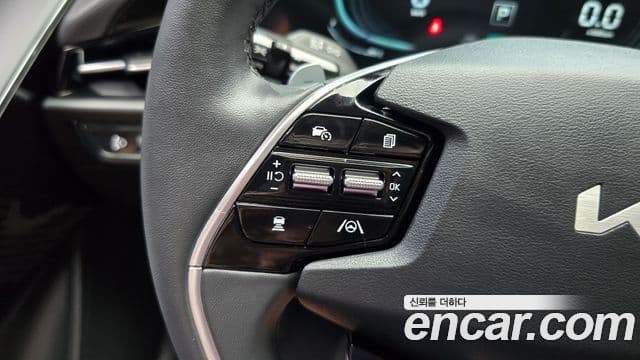Kia Niro 2022 — Şəkil 17/20