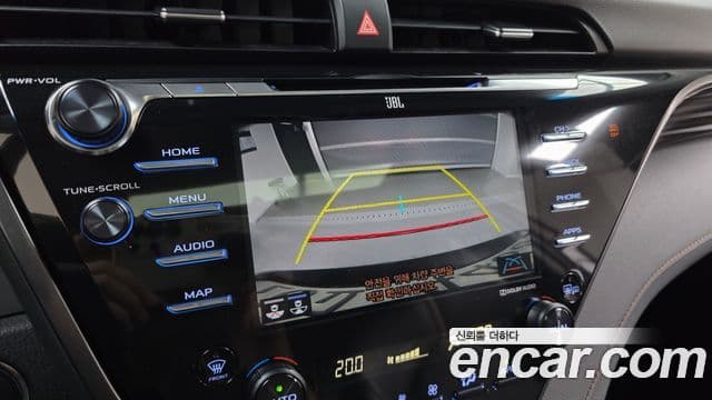 Toyota Camry 2019 — Фото 15/20