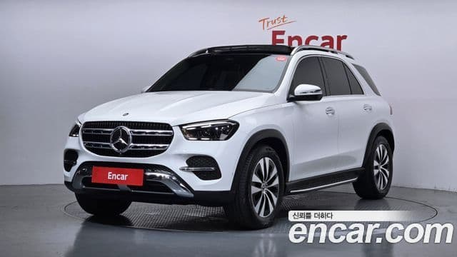 Mercedes-Benz GLE-Class 2025 — Photo 17/31