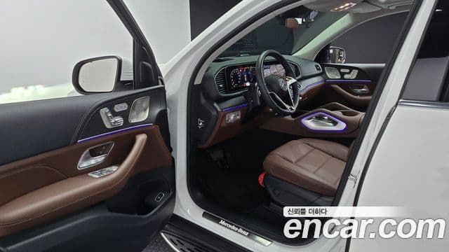 Mercedes-Benz GLE-Class 2025 — Photo 1/31