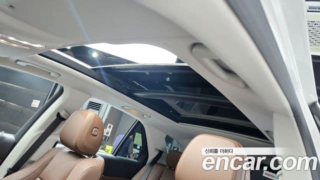 Mercedes-Benz GLE-Class 2025 — Photo 16/31