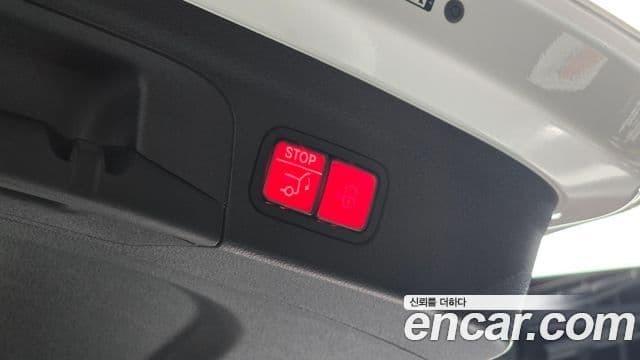 Mercedes-Benz GLE-Class 2025 — Photo 6/31