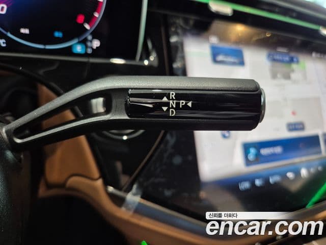 Mercedes-Benz E-Class 2026 — Photo 14/20