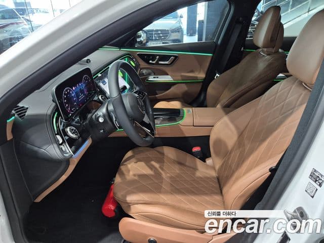 Mercedes-Benz E-Class 2026 — Photo 2/20