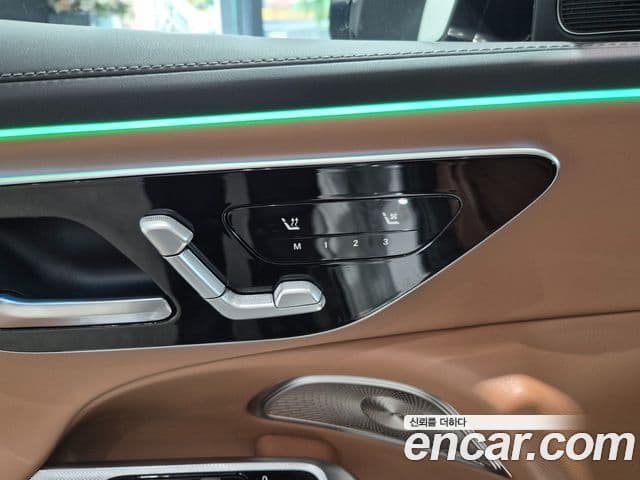 Mercedes-Benz E-Class 2026 — Photo 10/20