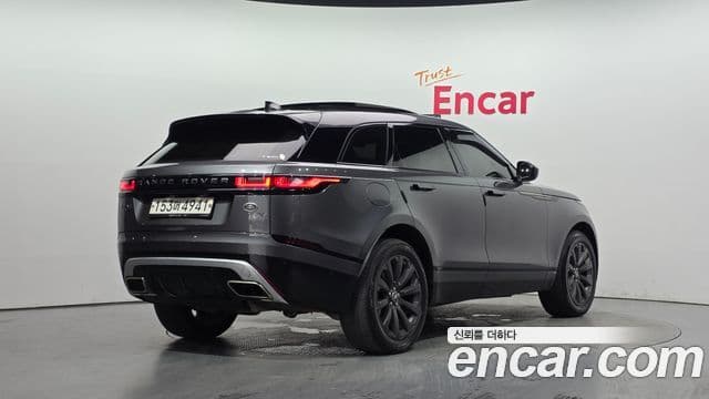 Land Rover Range Rover Velar 2018 — фото 2 из 20