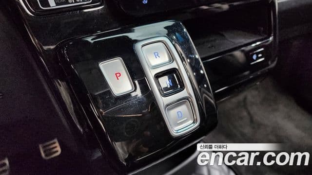 Hyundai Staria 2022 — фото 9 из 20