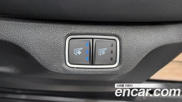 Hyundai Staria 2022 — ფოტო 19/20