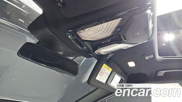 BMW 5 Series 2021 — ფოტო 17/31