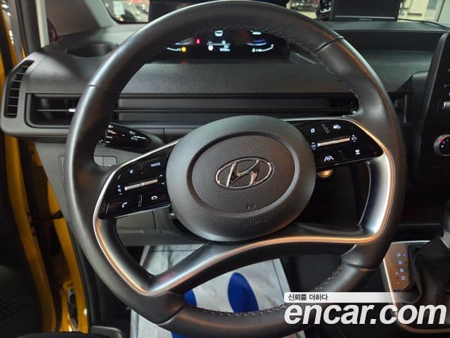 Hyundai Staria 2022 — Фото 7/12