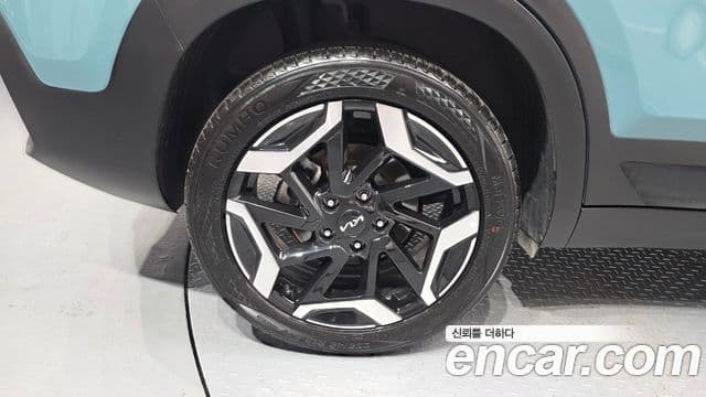 Kia Seltos 2025 — ფოტო 5/20
