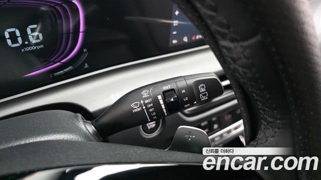 Kia Seltos 2025 — Photo 27/31