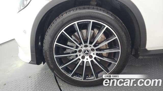 Mercedes-Benz GLC-Class 2019 — ფოტო 5/20