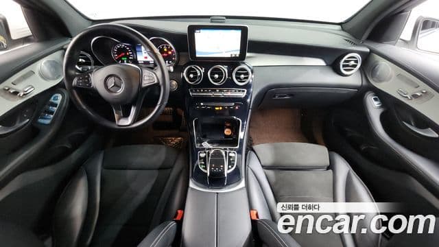 Mercedes-Benz GLC-Class 2019 — ფოტო 7/20