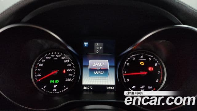 Mercedes-Benz GLC-Class 2019 — ფოტო 8/20
