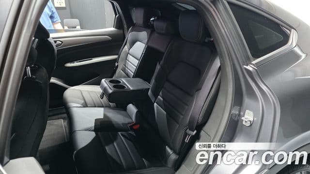 Renault Samsung Arkana 2025 — Фото 12/20