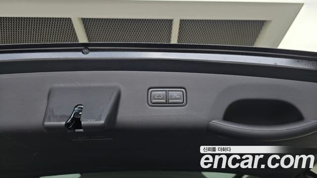 Kia Carnival 2024 — Şəkil 18/20