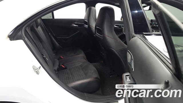 Mercedes-Benz CLA-Class 2018 — Şəkil 11/20