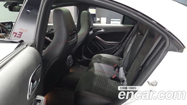 Mercedes-Benz CLA-Class 2018 — Şəkil 12/20