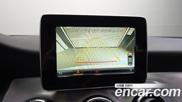 Mercedes-Benz CLA-Class 2018 — Şəkil 14/20