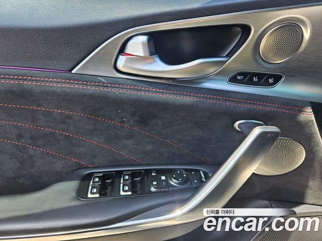 Kia Stinger 2022 — Фото 13/20