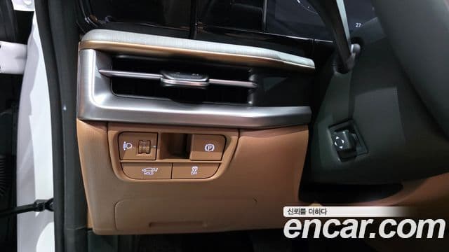 Hyundai Grandeur 2024 — ფოტო 18/20