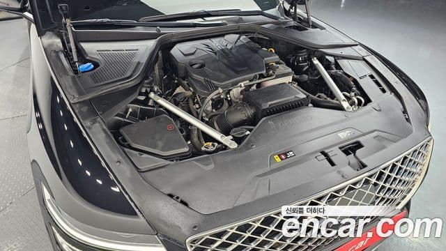 Genesis Electrified G80 2020 — фото 6 из 20