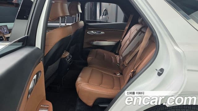 Genesis GV70 2024 — ფოტო 12/20