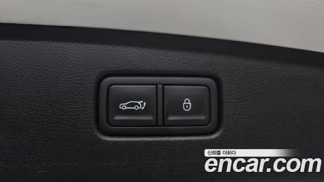 Genesis GV70 2024 — Photo 15/35