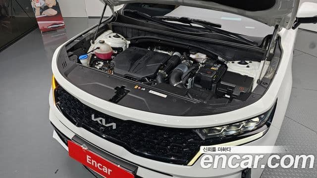 Kia Sorento 2023 — ფოტო 6/20