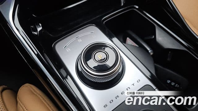 Kia Sorento 2023 — ფოტო 9/20