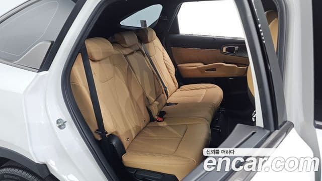 Kia Sorento 2023 — ფოტო 11/20
