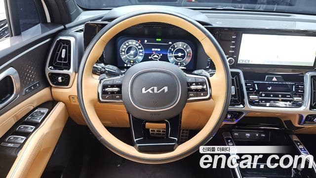 Kia Sorento 2023 — ფოტო 13/20