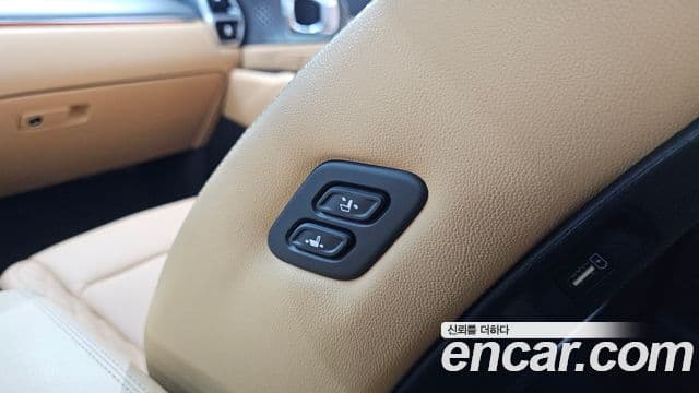 Kia Sorento 2023 — ფოტო 19/40