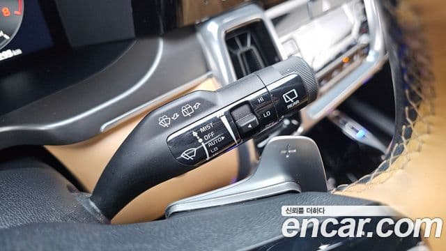 Kia Sorento 2023 — ფოტო 16/40